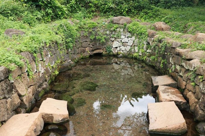 Di tích Giếng Ông thuộc hệ thống Giếng cổ Gio An. Ảnh: Tường Vi – TTXVN