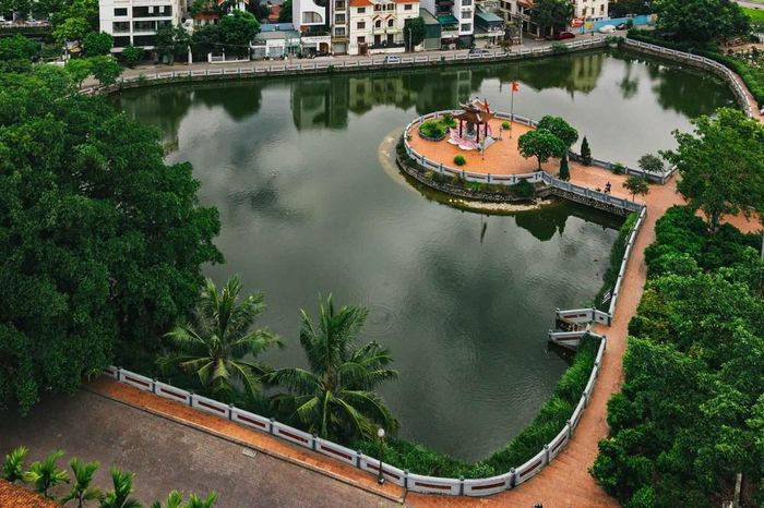 Khu tưởng niệm các Anh hùng Liệt sĩ, nơi ghi danh những người con Phúc Xá – Bắc Biên đã hy sinh vì độc lập, tự do của Tổ quốc. Ảnh: Phạm Tuấn Anh - TTXVN