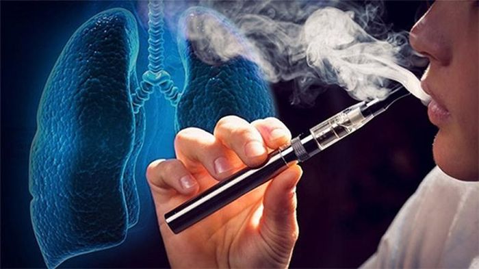 Chủ tịch Ủy ban nhân dân tỉnh, thành phố trực thuộc trung ương chịu trách nhiệm trước Thủ tướng Chính phủ về tình hình buôn lậu, vận chuyển, sản xuất, mua bán, tàng trữ, sử dụng trái phép thuốc lá, thuốc lá điện tử, thuốc lá nung nóng tại địa phương.