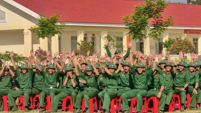 Gửi lại nơi đây những nụ cười.