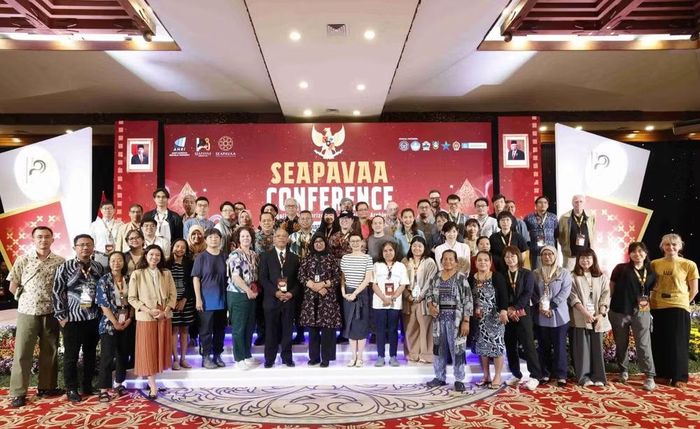 Đại diện các đoàn chụp ảnh lưu niệm tại SEAPAVAA lần thứ 30.