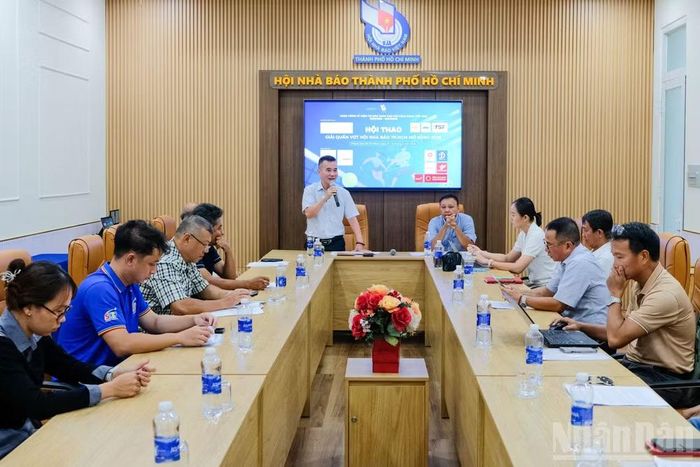 Quang cảnh lễ bốc thăm.