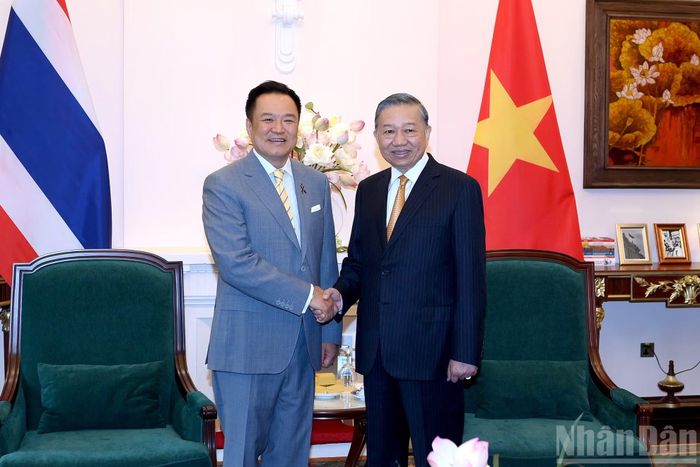 Tổng Bí thư, Chủ tịch nước Tô Lâm với Thủ tướng Thái Lan Anutin Charnvirakul tại cuộc tiếp.