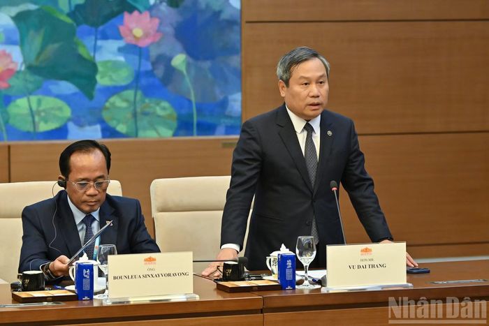 Chủ tịch Ủy ban nhân dân Thành phố Hà Nội Vũ Đại Thắng phát biểu tại cuộc tiếp.