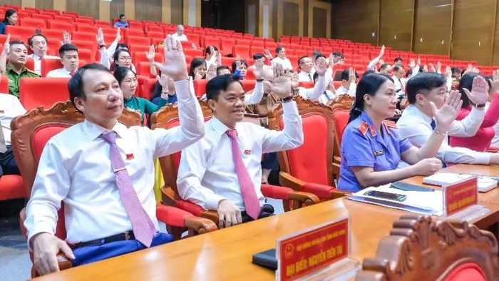 Với 100% đại biểu có mặt tán thành, kỳ họp đã thông qua Nghị quyết Điều chỉnh quy hoạch tỉnh Bắc Ninh thời kỳ 2021-2030, tầm nhìn đến năm 2050.
