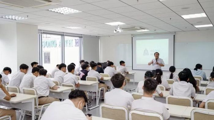 Một buổi giảng dạy về luật tại Trường đại học Hoa Sen.
