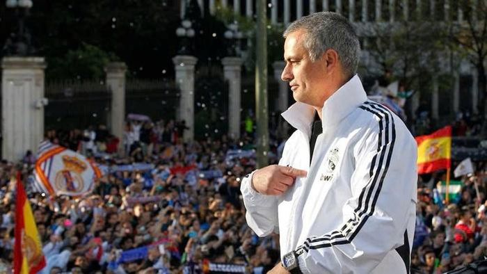 Jose Mourinho sẵn sàng tái xuất Real Madrid sau khi Perez tái đắc cử (Ảnh: AS)