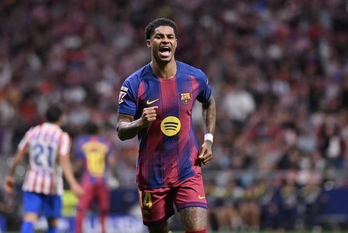 Mùa giải thành công ở Barcelona giúp Rashford trở lại tuyển Anh