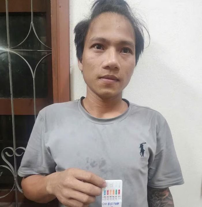 Đối tượng Cao Đức Tuấn tại Cơ quan Cảnh sát điều tra Công an tỉnh Quảng Trị.
