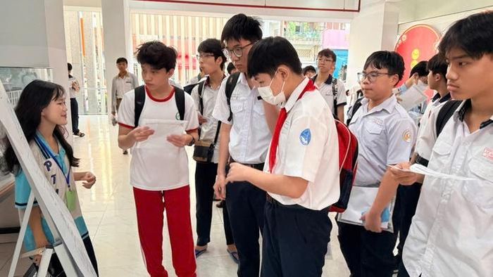 Thí sinh tham dự Kỳ thi tuyển sinh lớp 10 Trường Phổ thông Năng khiếu năm 2026