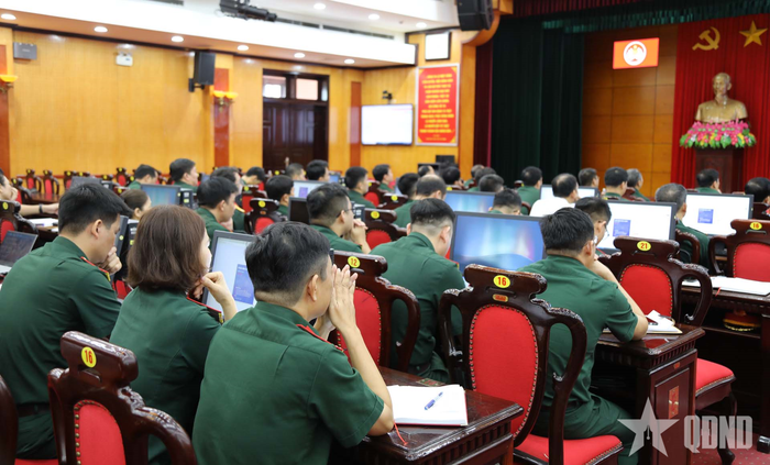  Các đại biểu tham gia tập huấn. 
