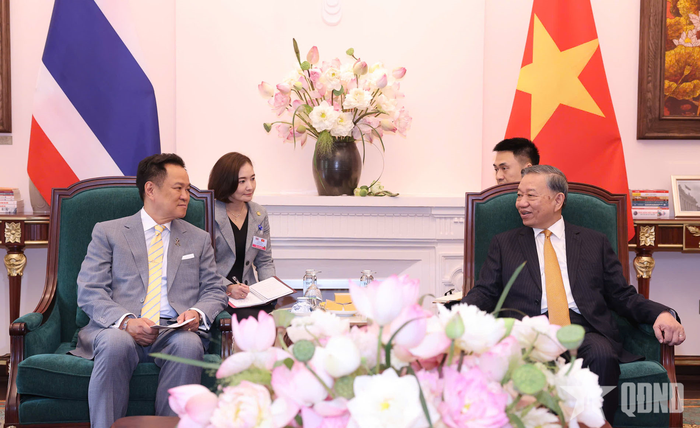 Tổng Bí thư, Chủ tịch nước Tô Lâm tiếp Thủ tướng Thái Lan Anutin Charnvirakul. Ảnh: VIẾT CHUNG 