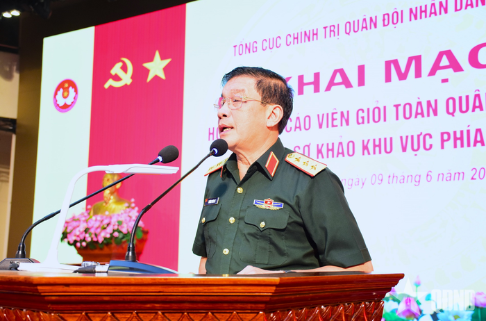 Thượng tướng Trương Thiên Tô phát biểu chỉ đạo tại hội thi.