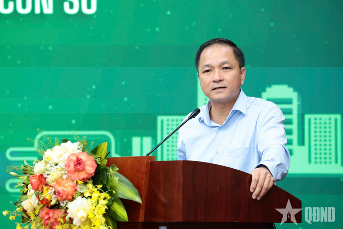  TS Đào Duy Anh, Phó cục trưởng Cục Đổi mới sáng tạo, Chuyển đổi xanh và Khuyến công phát biểu tại hội thảo. 