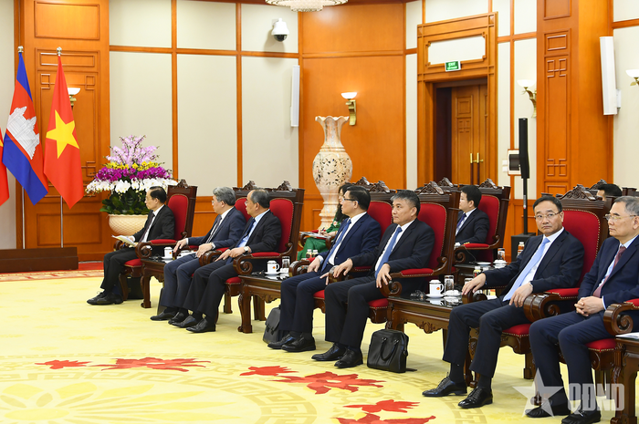 Các đại biểu Việt Nam tại cuộc tiếp. Ảnh: ĐĂNG KHOA