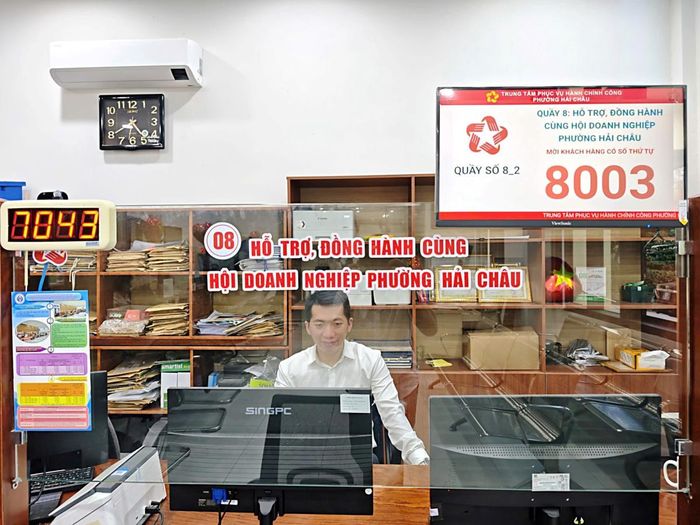 Quầy hỗ trợ doanh nghiệp tại Trung tâm phục vụ hành chính công phường Hải Châu.