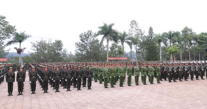 Các chiến sĩ nghĩa vụ tham dự buổi lễ