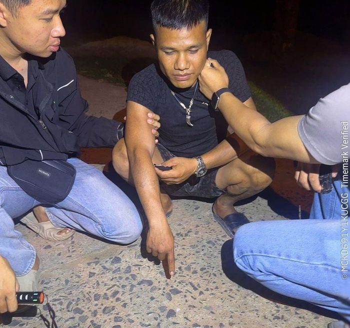 Đối tượng A Linh bị bắt giữ.