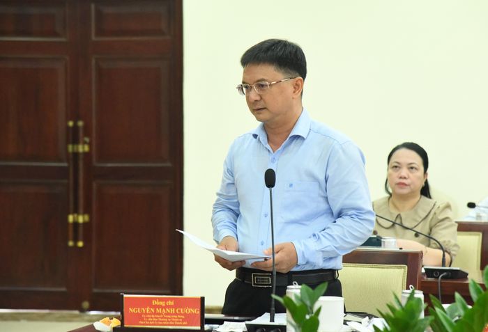 Đồng chí Nguyễn Mạnh Cường, Phó Chủ tịch UBND TPHCM phát biểu tại buổi làm việc