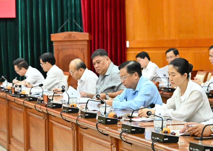  Đại biểu dự buổi làm việc của Đoàn công tác UBKT Trung ương với Thường trực Thành ủy TPHCM. Ảnh: VIỆT DŨNG 