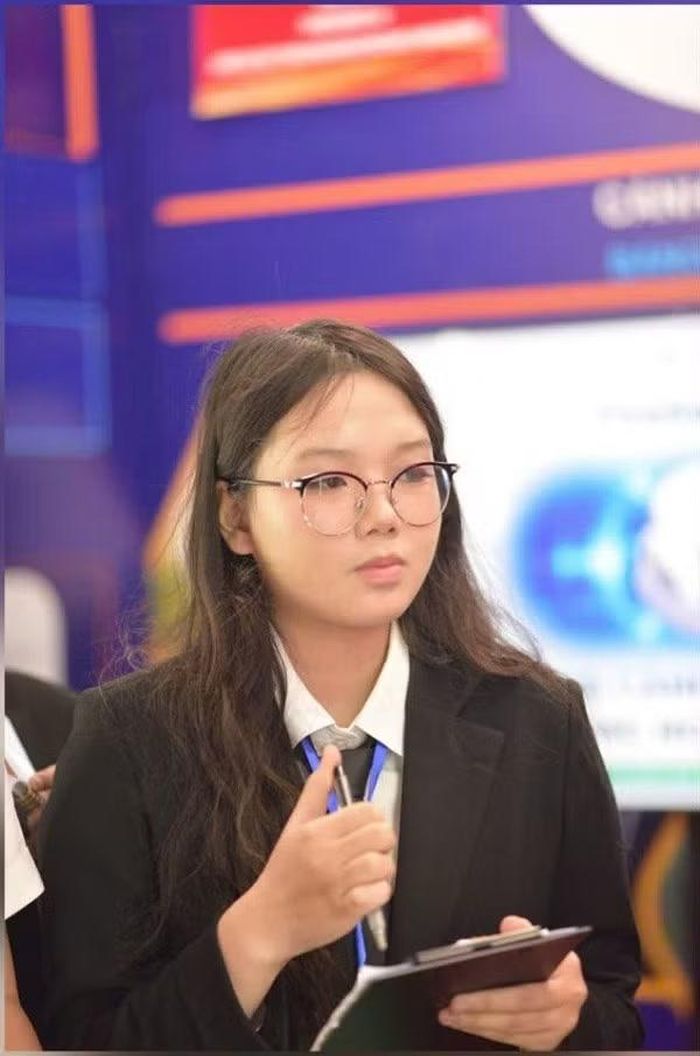 Phạm Nguyễn An Chi đảm nhận vai trò CEO của dự án.