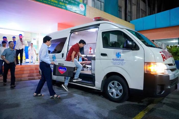 Trái tim được đưa từ Bệnh viện Nhân dân 115 về Bệnh viện Đại học Y Dược TPHCM.