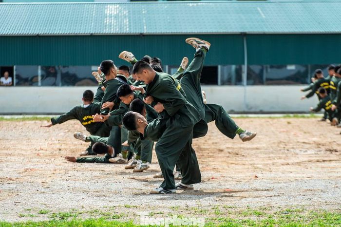 Theo Trung đoàn CSCĐ số 3, 100% các chiến sĩ đều đạt yêu cầu của khung huấn luyện, sẵn sàng đáp ứng mọi nhiệm vụ khi được trao trả về công an các tỉnh, địa phương.