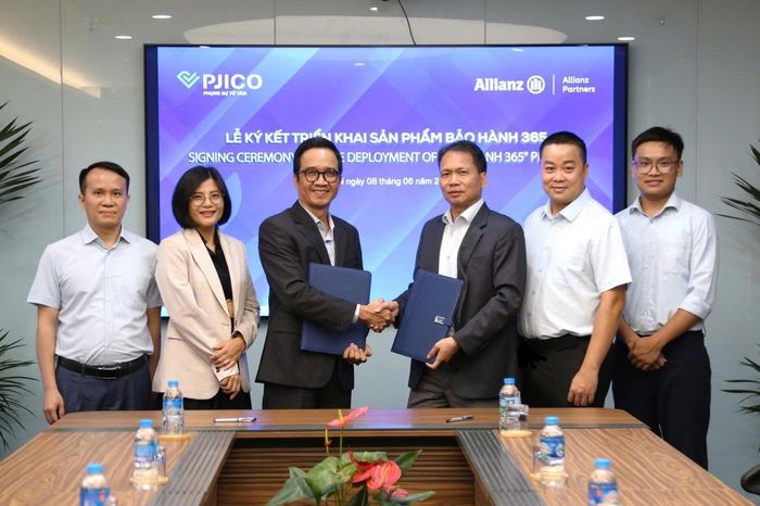 Tổng Công ty Cổ phần Bảo hiểm Petrolimex (PJICO) và Allianz - Tập đoàn tài chính, bảo hiểm hàng đầu thế giới ký kết hợp tác.