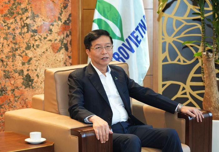 Ông Trần Quang Dũng - Phó Bí thư Thường trực Đảng ủy Petrovietnam: Tập đoàn đánh giá cao sự hợp tác tích cực của VEX Robotics thời gian qua, góp phần mang lại hiệu quả sớm và ý nghĩa cho hệ thống giáo dục.