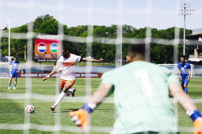 Trọng tài cho Hà Lan hưởng phạt đền và Gakpo không bỏ lỡ thời cơ ấn định tỷ số 2-1