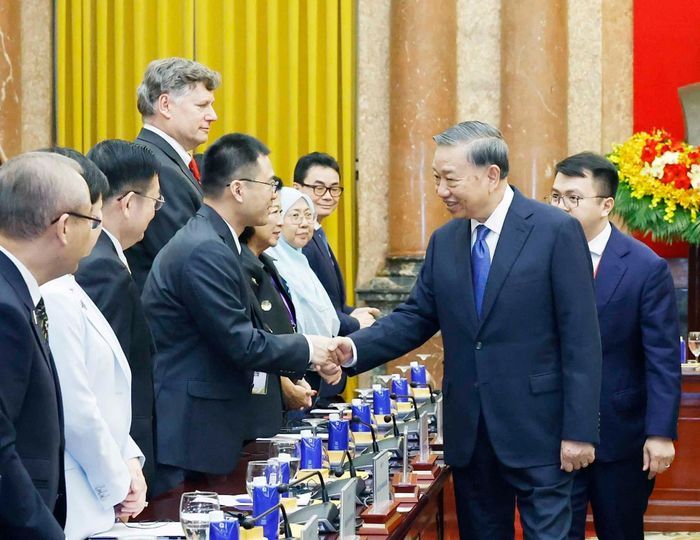 Tổng Bí thư, Chủ tịch nước Tô Lâm và các đại biểu. Ảnh: TTXVN