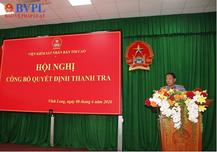  Đồng chí Nguyễn Hoàng Dũng, Viện trưởng VKSND tỉnh Vĩnh Long phát biểu tiếp thu ý kiến chỉ đạo của Đoàn Thanh tra.