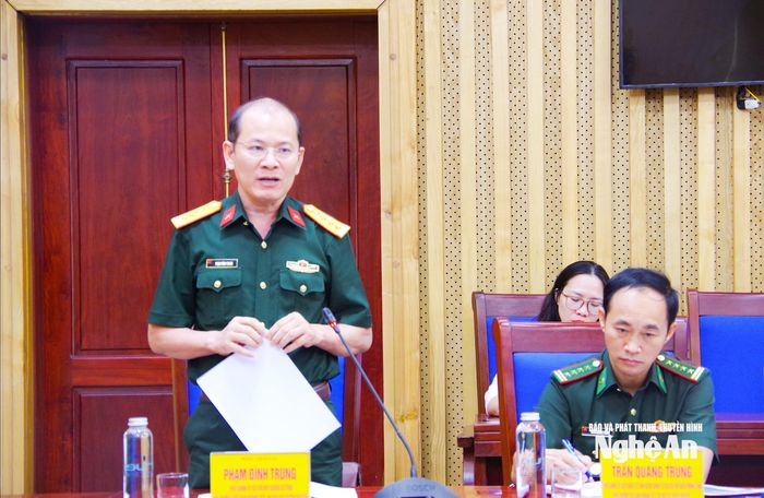 Bộ Chỉ huy Quân sự tỉnh phát biểu tại hội nghị. Ảnh: Sỹ Đức