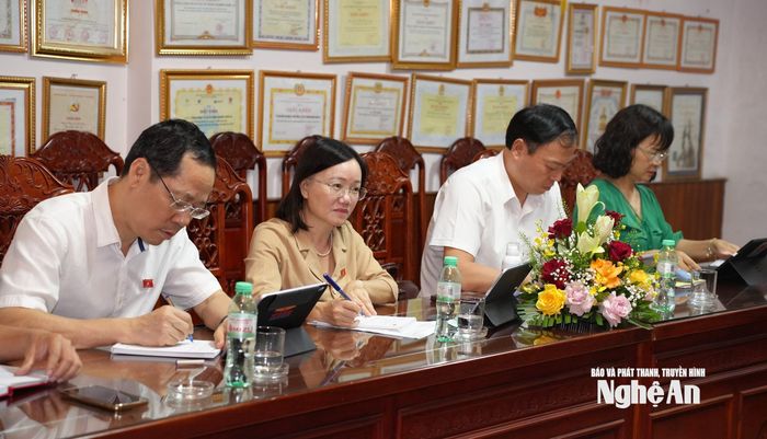 Đoàn khảo sát nghe kiến nghị của Agrimex Nghệ An. Ảnh: Nguyễn Toàn