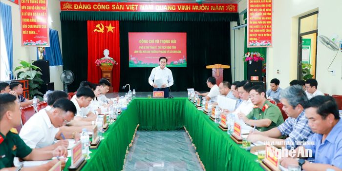 Quang cảnh cuộc làm việc. Ảnh: Thành Duy