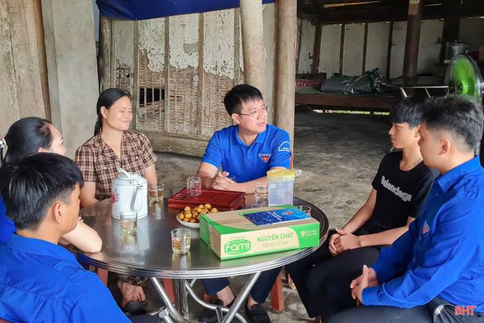  Chương trình được các cơ sở Đoàn trên toàn tỉnh tập trung thực hiện chủ yếu trong ngày 9/6. Trong đó, một số cơ sở Đoàn đã thực hiện chương trình này vào ngày 8/6. Mỗi phần quà được trao tặng không chỉ góp phần giảm bớt những khó khăn về vật chất mà còn là nguồn động viên tinh thần ý nghĩa, giúp các em thêm tự tin trên hành trình chinh phục ước mơ. 