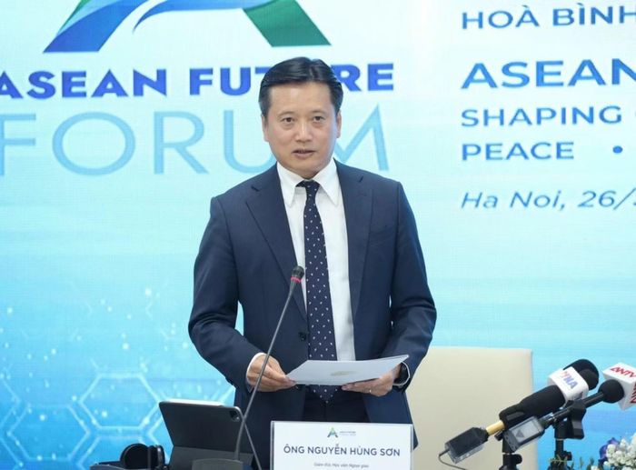 Tiến sỹ Nguyễn Hùng Sơn, Giám đốc Học viện Ngoại giao. (Ảnh: BNG)
