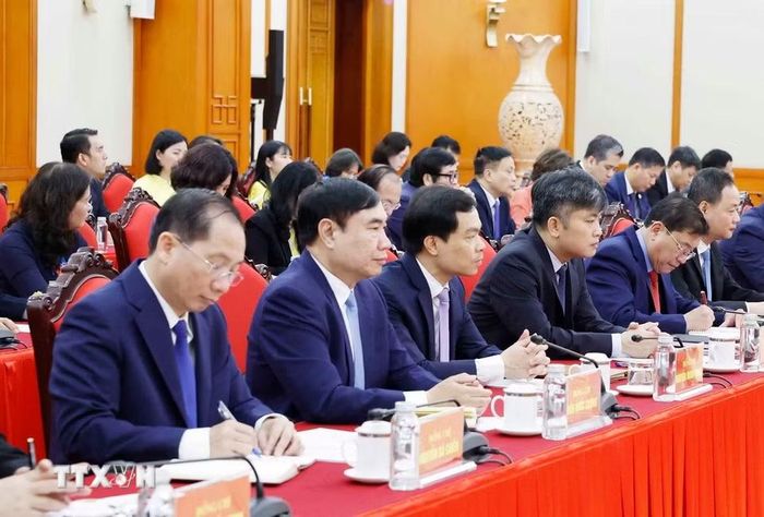 Các đại biểu tham dự cuộc làm việc. (Ảnh: Thống Nhất/TTXVN)