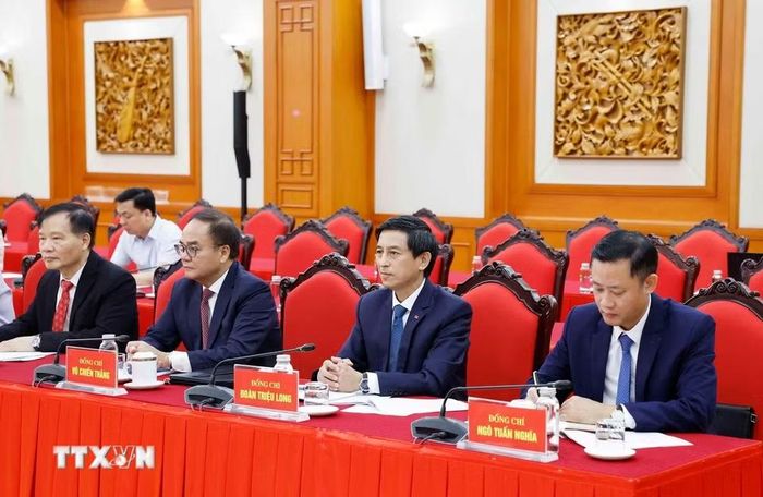 Các đại biểu tham dự cuộc làm việc. (Ảnh: Thống Nhất/TTXVN)