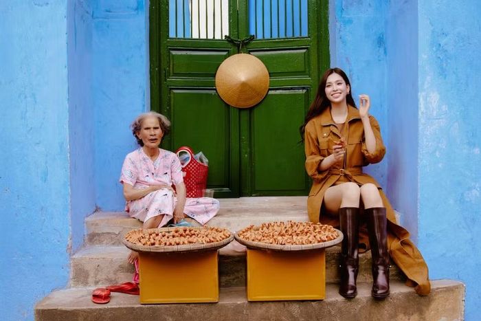 Mỗi góc phố, mỗi con người nơi đây đều là một phần tuổi thơ với những ký ức đẹp đã nuôi dưỡng tâm hồn Tiểu Vy.