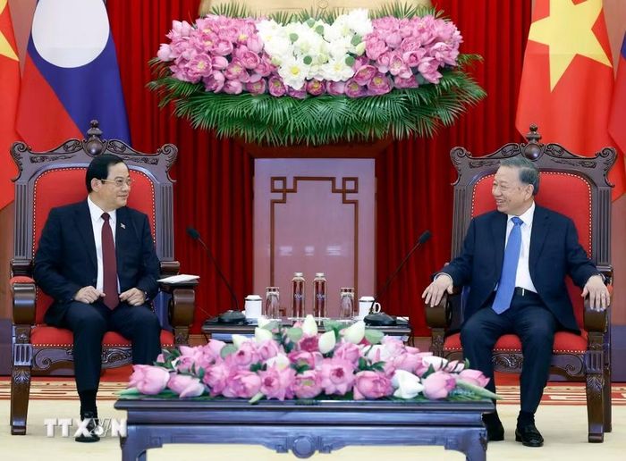 Tổng Bí thư, Chủ tịch nước Tô Lâm tiếp Thủ tướng Lào Sonexay Siphandone. (Ảnh: Thống Nhất/TTXVN)