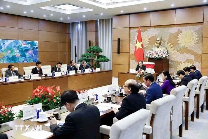 Chủ tịch Quốc hội Trần Thanh Mẫn tiếp Lãnh đạo các thành phố ASEAN. (Ảnh: Doãn Tấn/ TTXVN)