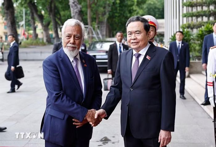Chủ tịch Quốc hội Trần Thanh Mẫn đón Thủ tướng nước Cộng hòa Dân chủ Timor-Leste Kay Rala Xanana Gusmão. (Ảnh: Doãn Tấn/TTXVN)