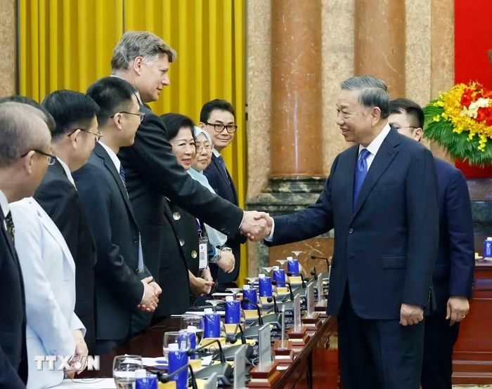Tổng Bí thư, Chủ tịch nước Tô Lâm và các đại biểu. (Ảnh: Thống Nhất/TTXVN)