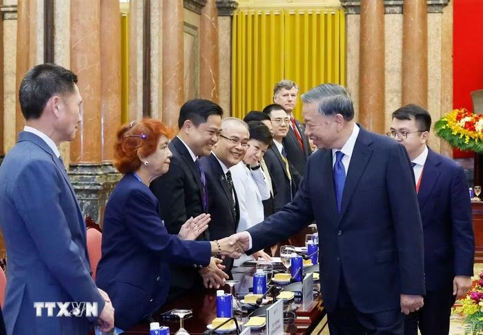 Tổng Bí thư, Chủ tịch nước Tô Lâm và các đại biểu. (Ảnh: Thống Nhất/TTXVN)