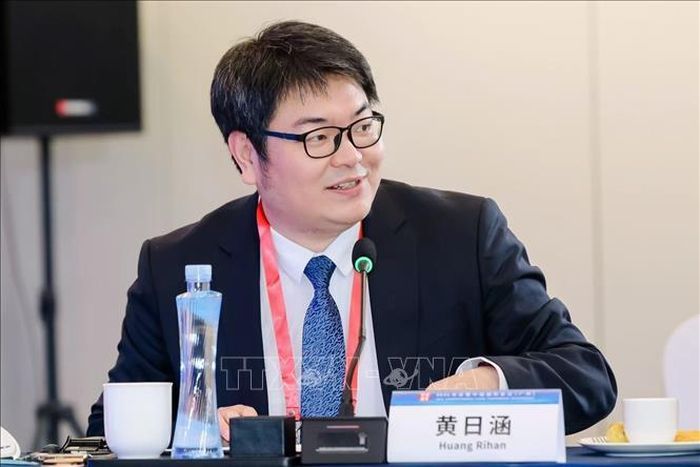 Giáo sư Hoàng Nhật Hàm, Đại học Hoa Kiều, tỉnh Phúc Kiến (Trung Quốc). Ảnh: TTXVN phát
