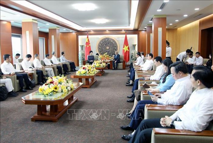 Quang cảnh buổi làm việc giữa Đoàn đại biểu cấp cao Chính hiệp toàn quốc Trung Quốc với lãnh đạo Tỉnh ủy Phú Thọ. Ảnh: Tạ Toàn/TTXVN