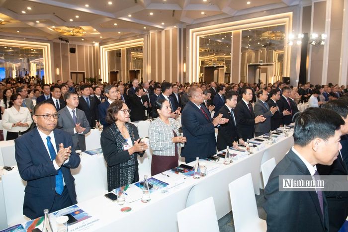Các đại biểu tham dự lễ khai mạc Diễn đàn Tương lai ASEAN.