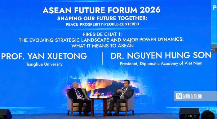 Quang cảnh phiên thảo luận.