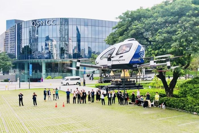 Mẫu eVTOL chở khách EH216-S hoàn thành chuyến bay thử nghiệm tại Thái Lan cuối năm 2024. Ảnh: EHang.